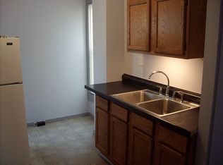 203 Dixon Ave APT A, Rock Falls, IL 61071