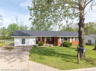 12 Mable Nell Rd, Van Buren, AR 72956