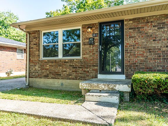 4th image of 381 Larkwood Dr