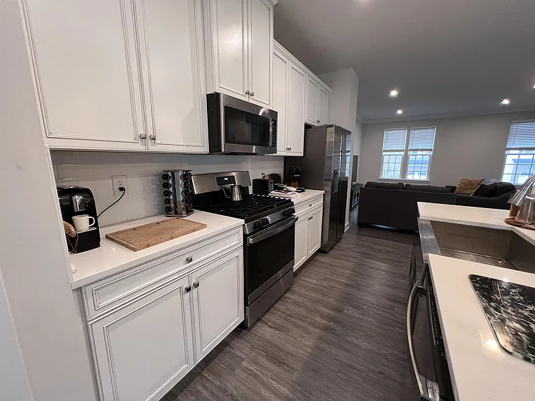 217 Stonehurst Dr #1 — Photo 12