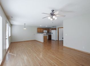 6910 Milan Dr, Lincoln, NE 68526