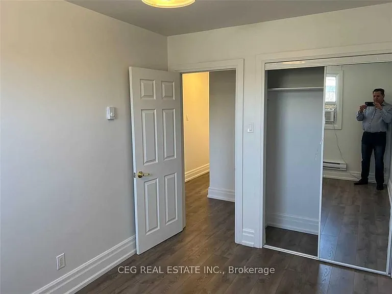3901 Bathurst St — Photo 10