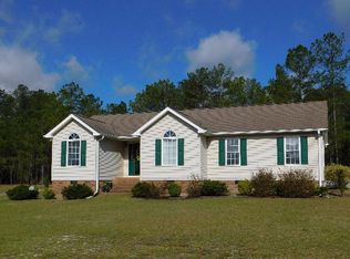 12200 Oakcroft Trl, Laurinburg, NC 28352