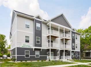 509 S Elm - 104, Champaign, IL 61820
