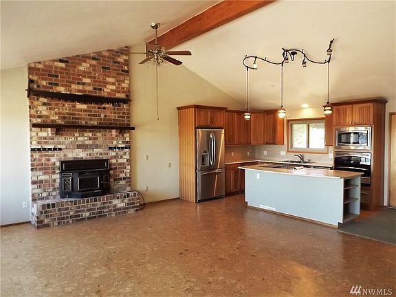 4th image of 114 Harrington Dr