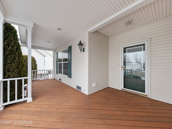 2nd image of 3014 Hunt Club Ct