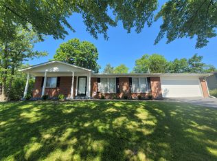 1230 Momarte Ln, Saint Louis, MO