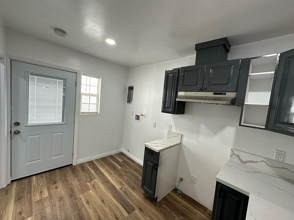 1st image of 1717.5 W 64th St