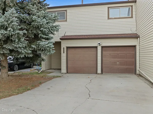 1063 Santee Dr, Gillette, WY 82716