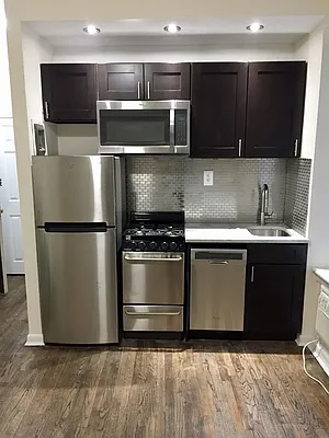 Rented by America Realty LLC | media 4