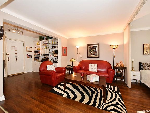 3rd image of 143-50 Hoover Avenue #104