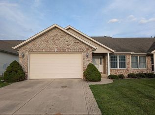 4416 Castle Pines Dr, Springfield, IL 62711