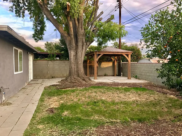 18516 E Petunia St — Photo 9