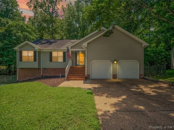 106 Lamplighter Pl, Williamsburg, VA 23185