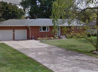 9700 Crabb Rd, Temperance, MI 48182