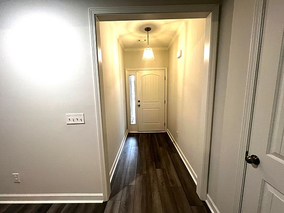 2nd image of 7501 Hanford Drive