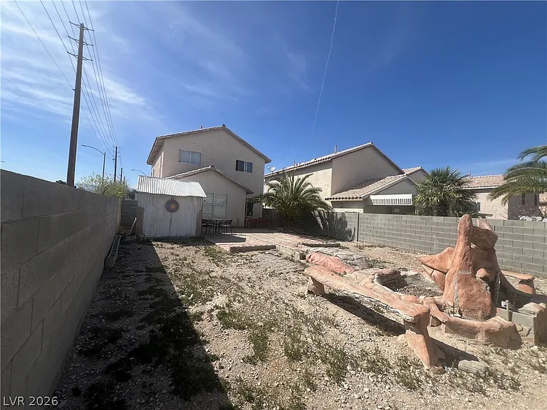 5698 Doubleday St — Photo 17