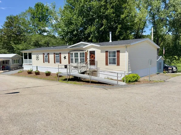 2 Breezy Bnd, Auburn, MA 01501