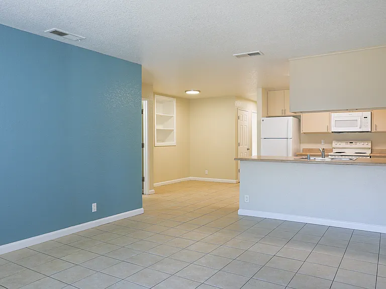 Creekview Homes — Photo 10