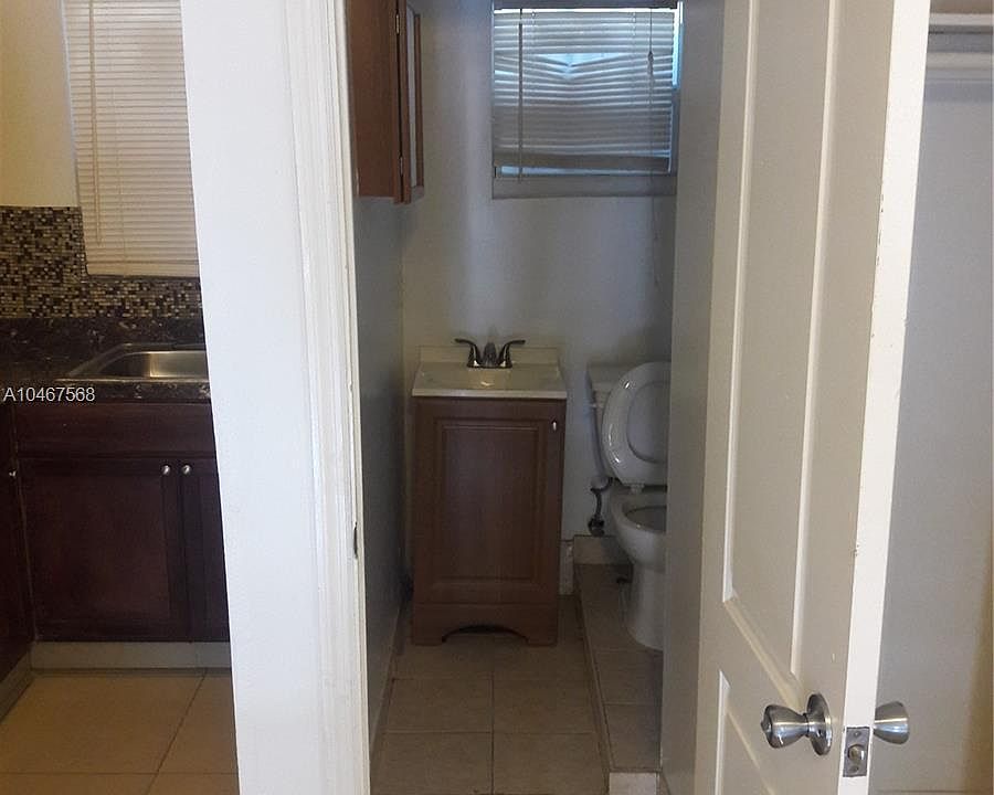 2nd image of 1335 NW 37th St