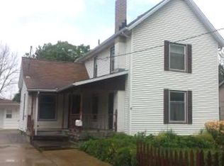 127 West St, Wellington, OH 44090