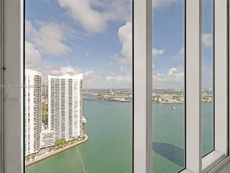 900 Brickell Key Blvd #3002 — Photo 25