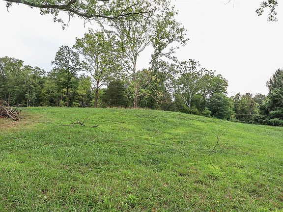 4th image of 9526A Lakeside Estates Dr
