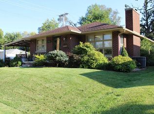 908 Locust St, Quincy, IL 62301