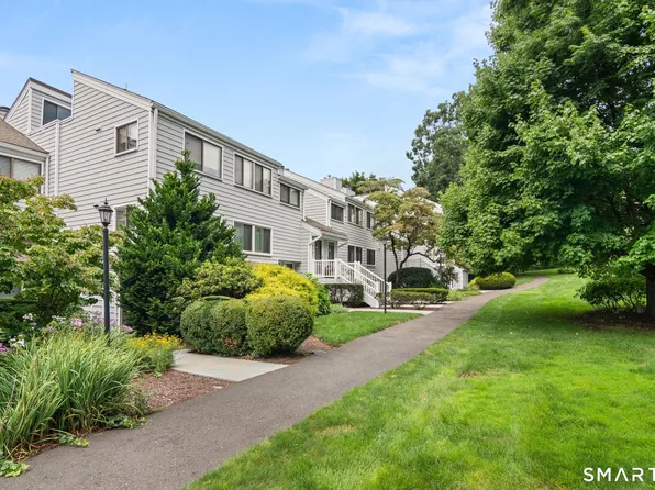 173 Rowayton Woods Drive #173, Norwalk, CT 06854