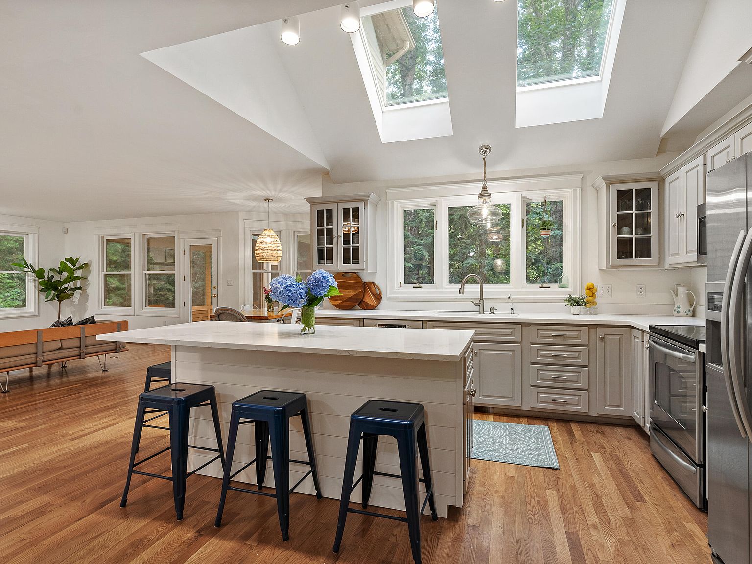 16 Stapleford Drive, Falmouth, ME 04105 Zillow