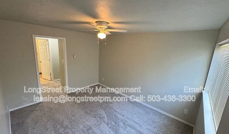915 SW Adams Ave #7 — Photo 9