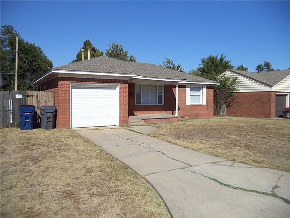 2nd image of 1515 Oxford Way