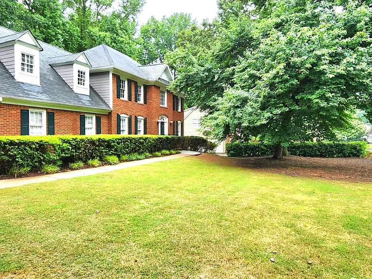11165 Wilshire Chase Dr — Photo 44