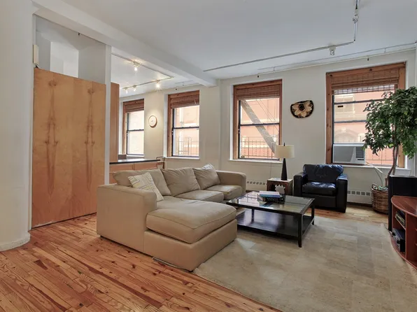 90 Prince Street image 1 of 4