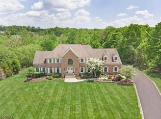 47 Van Holten Rd, Basking Ridge, NJ 07920