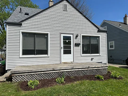 1860 Tyler Ave Photo 1