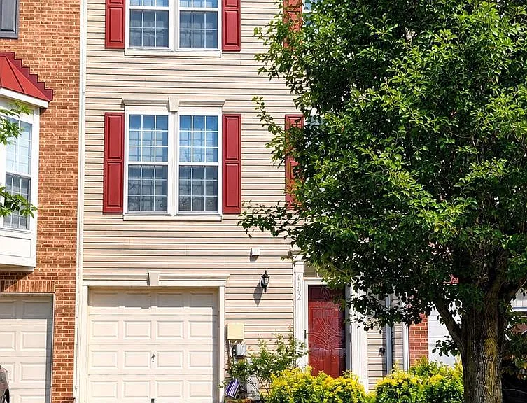 4302 Begonia Dr — Photo 1
