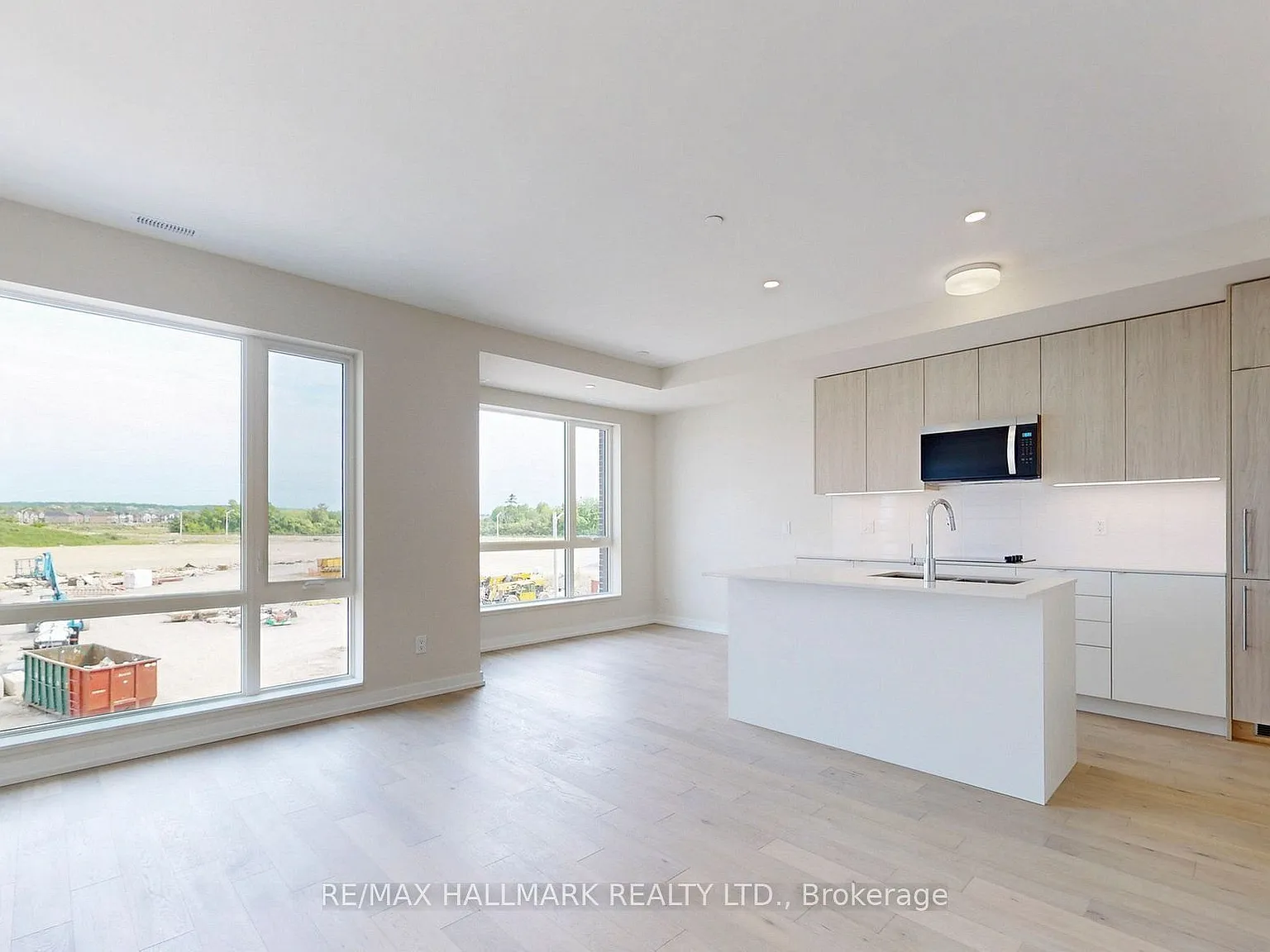 2 bed, $2,950 — Photo 4