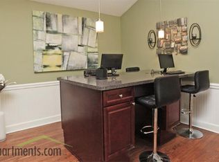 180 Bpw Club Rd APT V8, Carrboro, NC 27510