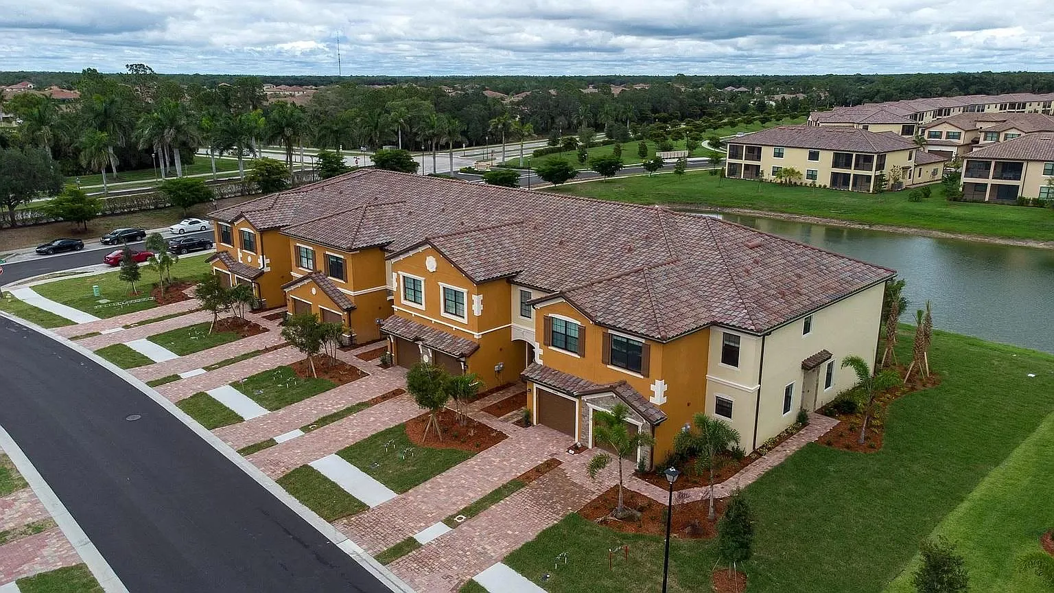 20448 Lagente Cir — Photo 3