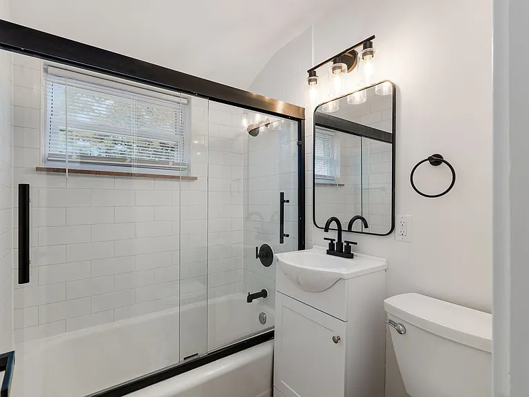 1014 Hilo Ln — Photo 12