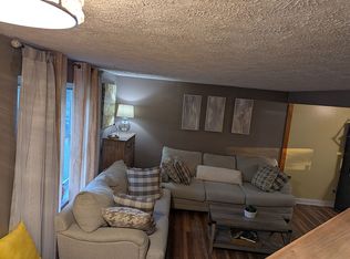 922 N Bremerton Dr, Indianapolis, IN