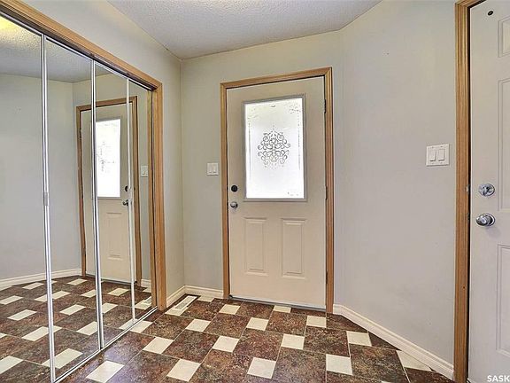 3rd image of 3807 E Nottingham Cres