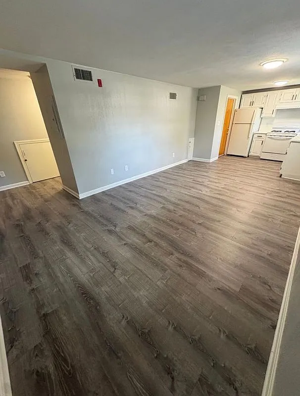 1 bed, 1.0 bath, 586 sqft, $2,200 — Photo 4