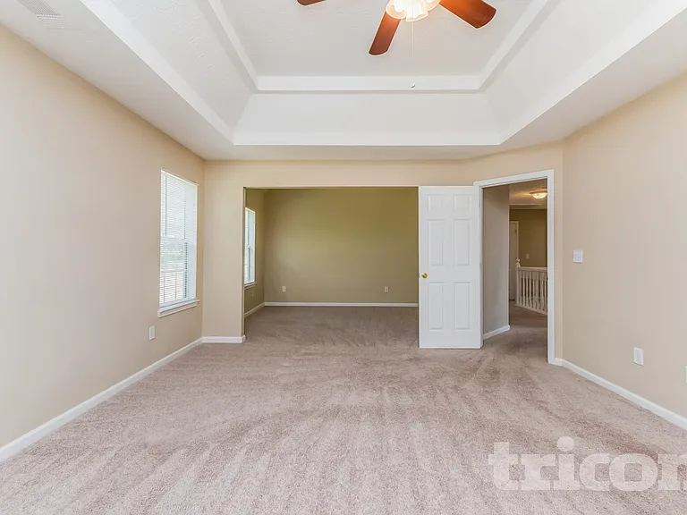 2957 Jenkins Dr — Photo 9