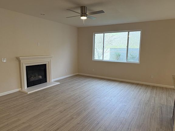 5th image of 5830 Cabernet Dr