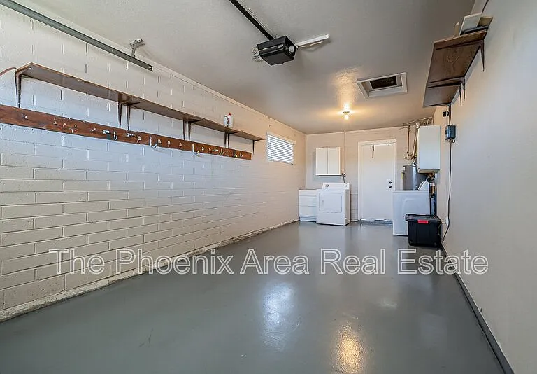 1102 N 72nd Pl — Photo 23