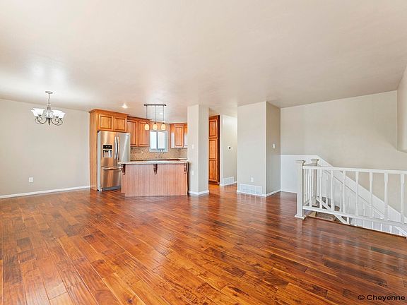 5th image of 631 Lafayette Blvd