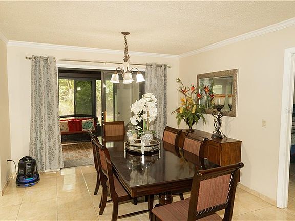 5th image of 1295 Tivoli Dr