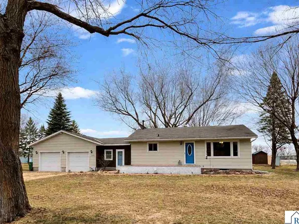 208 E South St, Janesville, MN 56048